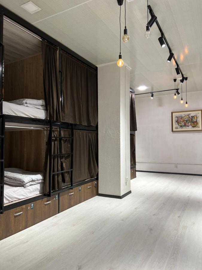 Capsule Hostel Karakol Eksteriør bilde